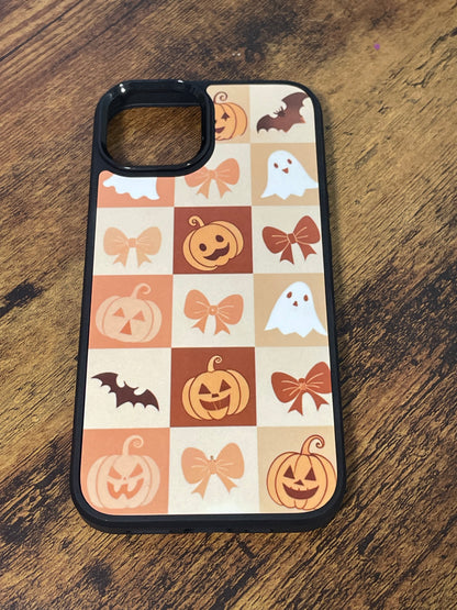 iPhone 14 - Halloween Ghosts, Bats & Pumpkins